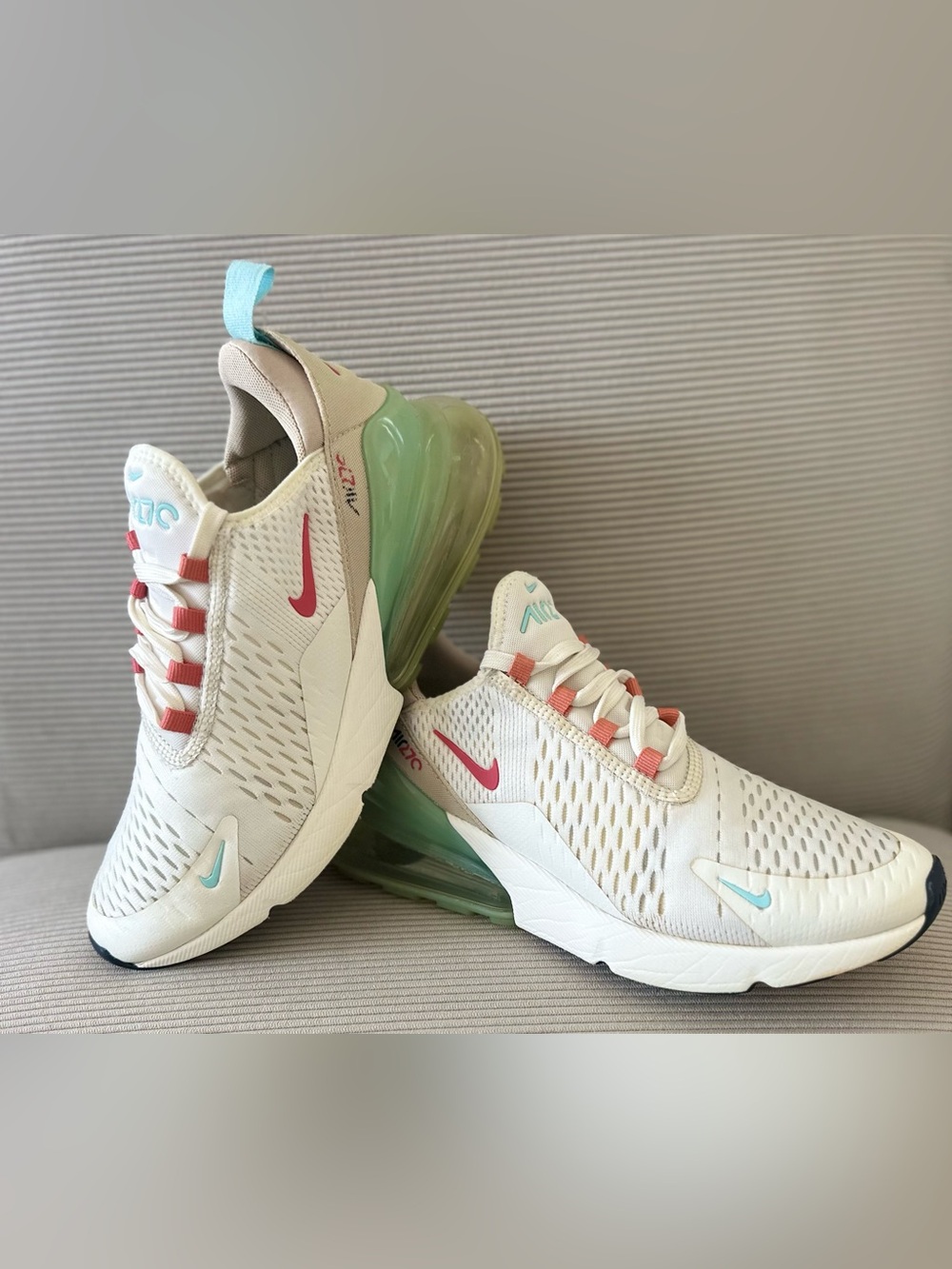 Nike Women's Air Max 270 'Sail Copa' size 8 (DQ4698-100)